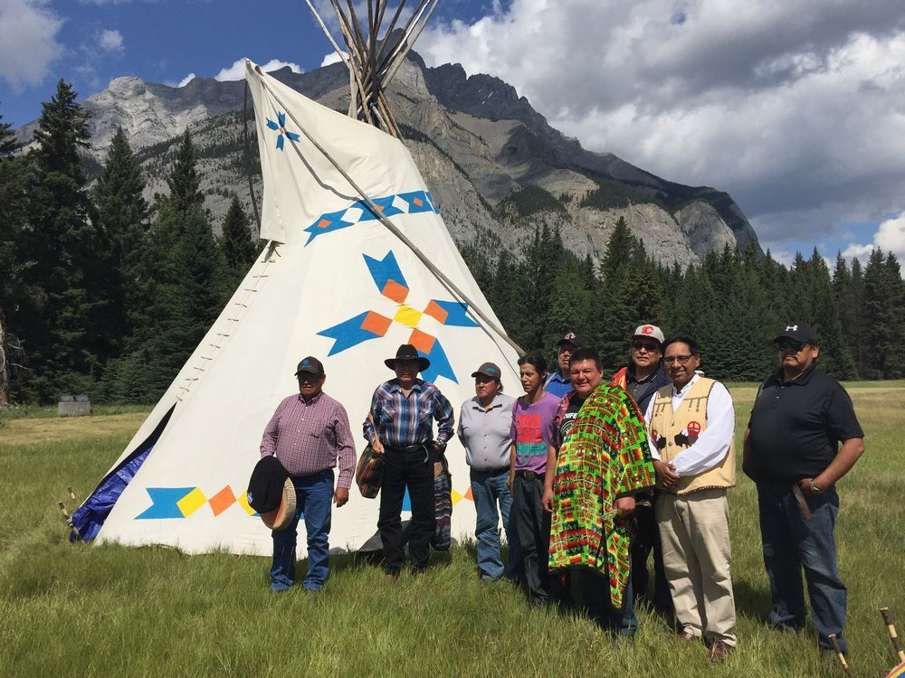 Stoney Nakoda Hold Special Ceremony To Welcome Bison Back To Banff