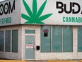 The Alberta Cannabis Council has called on Alberta Gaming, Liquor and Cannabis to remove regulated opaque windows at cannabis retail stores after a rash of armed robberies.