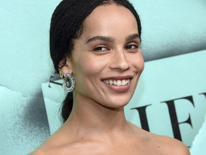 Zoe Kravitz Recreates Mom Lisa Bonet S Nude Photoshoot Canoe