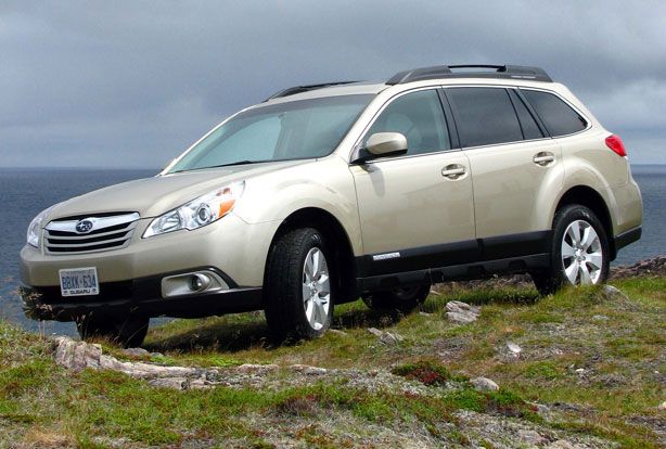 Preview Subaru Outback Driving