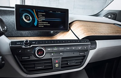 BMW revolutioniert Fahrzeugbau: Feintuning an BMW i3-Produktion