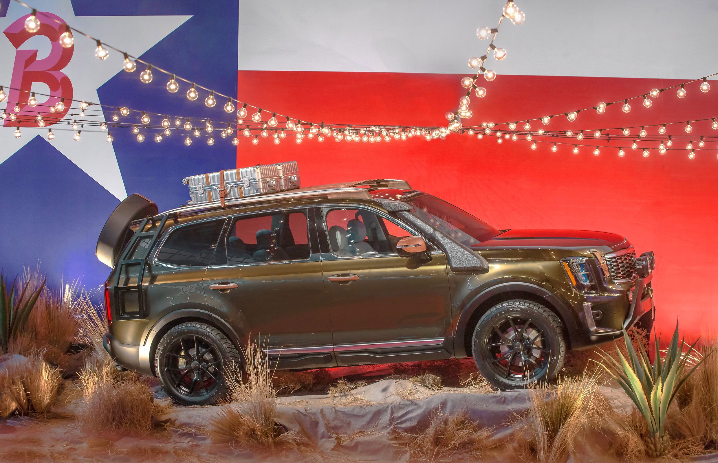 Kia Offers Sneak Peek Of Production Spec Telluride Ahead Of Detroit