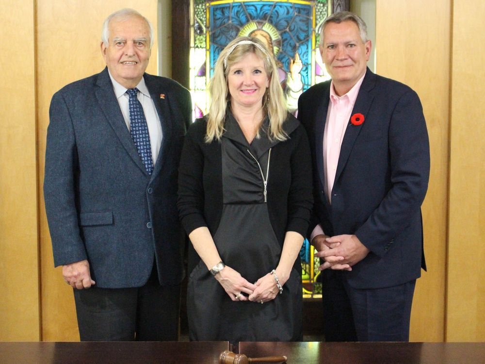 Cdsbeo Trustee Ron Eamer Celebrated For Years Of Service Cornwall