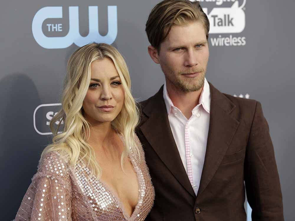 Kaley Cuoco Splits From Husband Karl Cook Toronto Sun