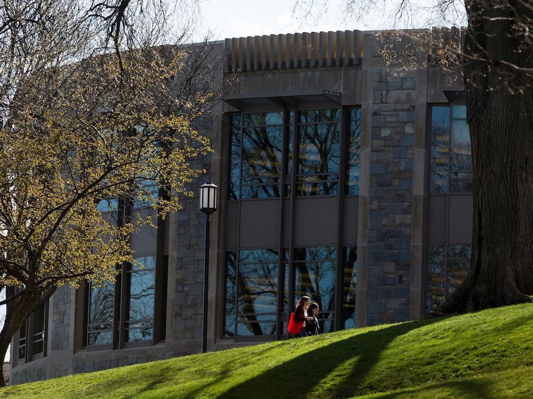 Tufts University to separate staffers by colour for diversity events