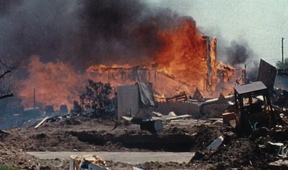 WACO: New doc pulls back curtain on 'American Apocalypse' - canada news today - Canada - Planetnewspost FULFILLING HIS PROPHECY: Waco, 1993. NETFLIX
