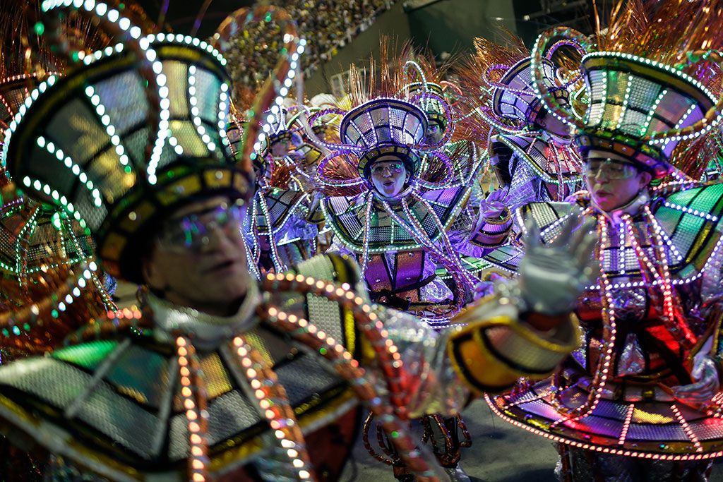 The Greatest Show On Earth Partying Round The Clock At Carnival Rios Annual Blowout Toronto Sun