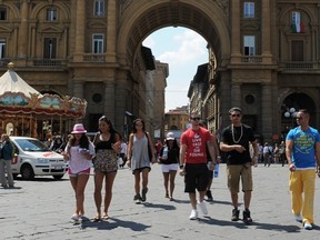 The gang from Jersey are fish out of water in Florence.