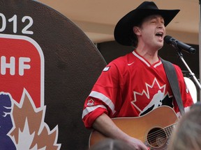 Paul Brandt debuts I Was There at Calgary's CORE shopping Centre.