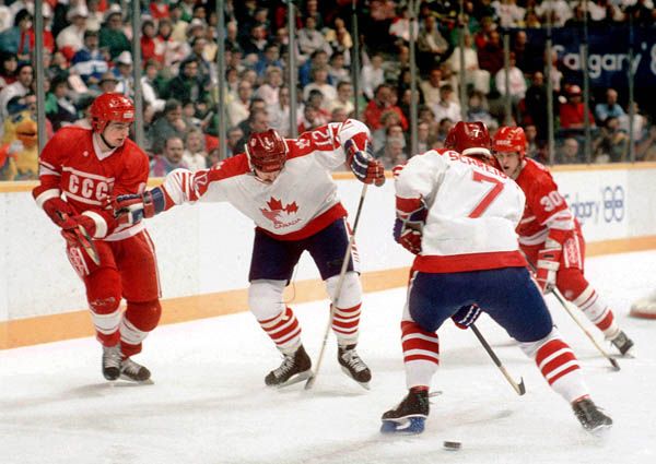 Canada’s Wallace Schreiber (#7) and Serge Boisvert (#12) try to solve USSR on Wednesday. Alas. Library and Archives Canada
