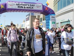 Thousands of people took part in the Sport Chek Mother’s Day Run & Walk on May 11th 2014. Funds raised will be in support of the Neonatal Intensive Care Units at the Foothills Medical Centre, Rockyview General Hospital, Peter Lougheed Centre and South Health Campus.