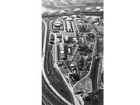 An aerial photo taken in 1964 shows the area of southeast Calgary where the Imperial Oil refinery was located. A portion of the Milligan Estate housing development and Lynnwood is seen at the top of the photo. The refinery was shut down in 1976 and demolished a year later. (Calgary Herald/File)