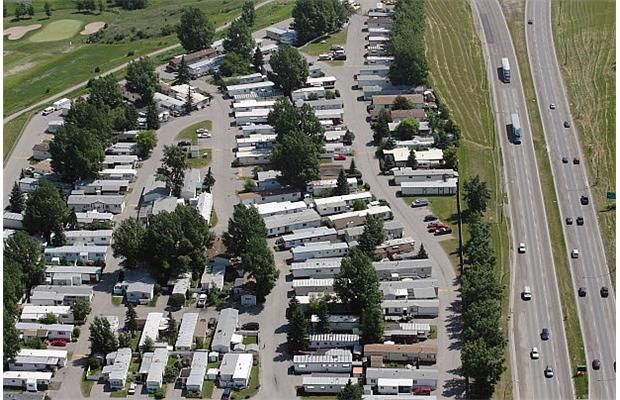 Developer Offers Relocation Option To Residents Caught By Calgary   Aerial View Midfield Mobile Home Park Northeast Ca2 