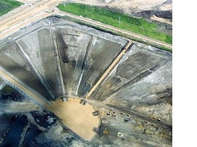 An atmospheric fines drying demonstration project is employed at Shell Canada’s Muskeg River mine.