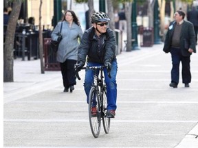 Calgary’s downtown business association wants the city to aim high with its cycling plan for the core.