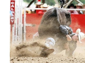 Calgary’s Lee Graves topped the opening night of the Ponoka Stampede.