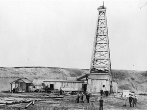 The Dingman No. 1 well in Turner Valley, pictured in 1914.