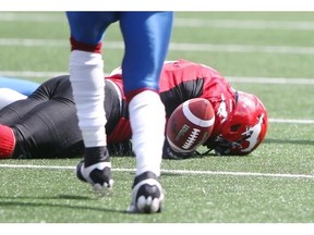 It was a scary few minutes as running back Jon Cornish lay on the field after taking a hit as the Calgary Stampeders beat the Montreal Alouettes 29 to 8 on Saturday at McMahon Stadium.