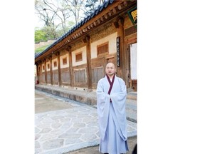 This was our teacher, Domuji, during our time at the temple. He said he decided to become a monk after taking part in a Temple Stay program.