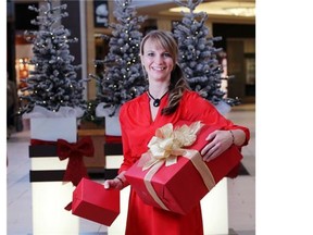 Alberta shoppers will be leaders when it comes to Christmas shopping this year.