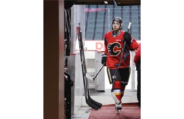 Johnny Gaudreau keeps BC alive - The Boston Globe