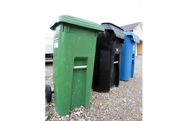 Mandatory condo and apartment recycling set for early 2016