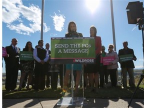 Danielle Smith, right, Wildrose leader, and Sheila Taylor, candidate for Calgary-West, at the announcement of Sheila’s candidacy in Calgary, on October 1, 2014.