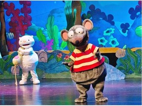 Toopy and Binoo, live on stage.