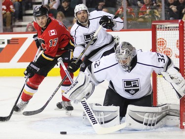 The Calgary Flames' Lance Bouma looks to grab a rebound in front of   the Los Angeles Kings Jonathan Quick during first period action in Calgary.
(Gavin Young/Calgary Herald)
(For Sports section story by Scott Cruikshank) Trax# 00056721A