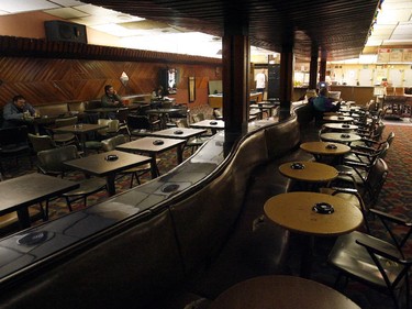 Interior of the St. Louis tavern in downtown during lunch hour in 2006.