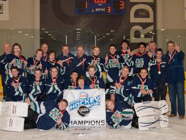 Midnapore were the Bantam 2 champions in the 2015 Esso Minor Hockey Week.