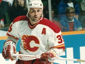 doug-gilmour-calgary-flames-1991-1992-courtesy-calgary-f