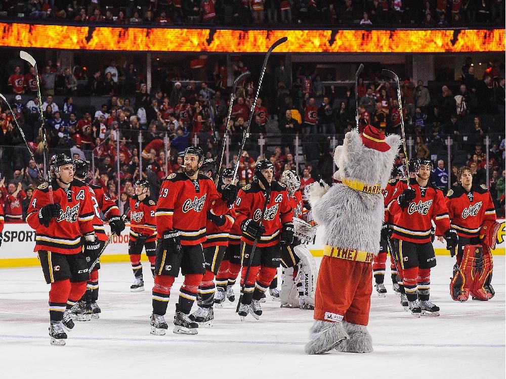 Flames fever grips Calgary as playoffs begin