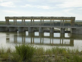 Oldman River dam