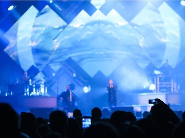 One Republic rocks the Saddledome in Calgary, on April 30, 2015. -- Calgary Herald) (Ftertory