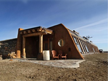 The Kinney earthship.