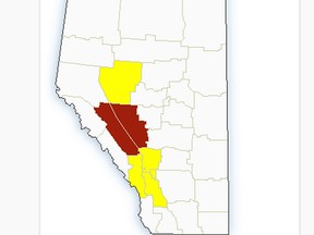 The areas under thunderstorm watch (in yellow) and thunderstorm warning (in red).