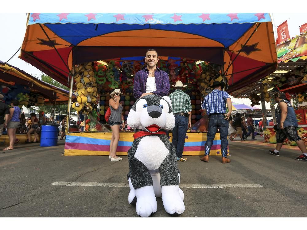 Huge carnival stuffed store animals