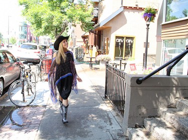 Kazantsev rocks out her cowboy hat and boots, almost as if she were made for them!