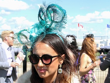 A beautiful teal fascinator was perfect for Packwood Grand.
