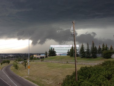 A photo of the oncoming storm from Maura Birch