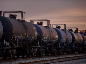 oil-trains