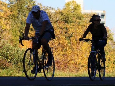 It was a perfect fall day and many Calgarians took advantage of the sun and fall colours on Sunday September 20, 2015.