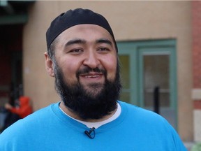 Imam Shaykh Navid Aziz from the 8th and 8th Musallah Mosque volunteering at the Calgary Drop-In Centre.