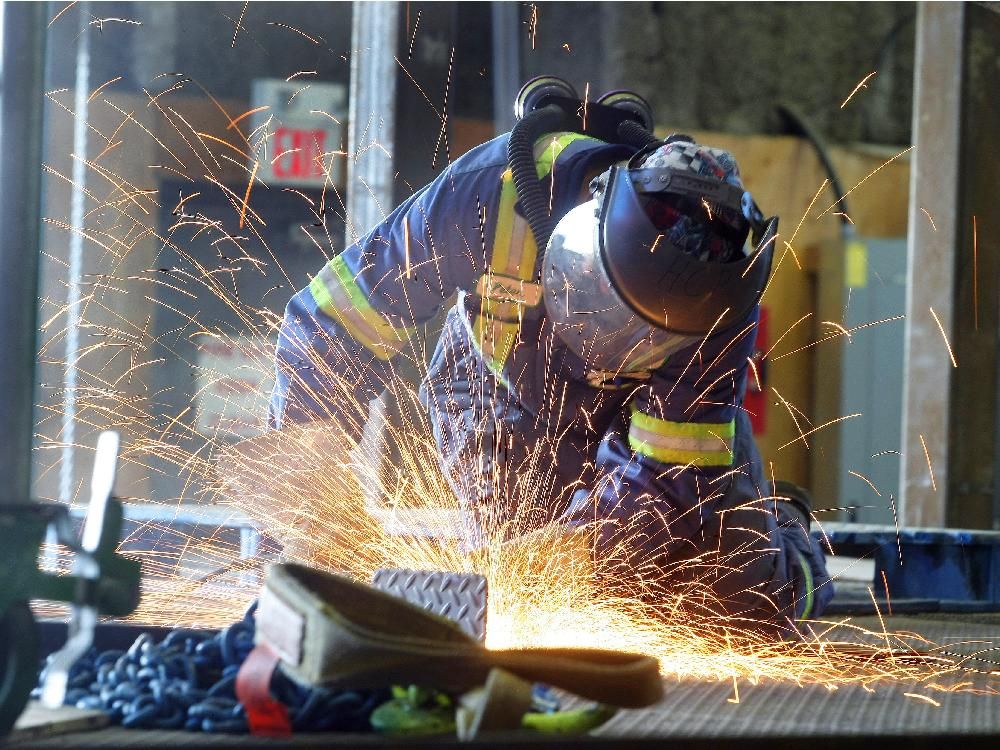 Manufacturing sales in Alberta continue to slide | Calgary Herald