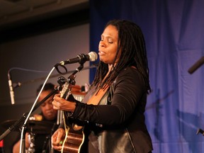 Ruthie Foster