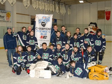 The champion Pee Wee 12 Blue Midnapore Mavericks.