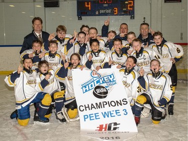 The champion Pee Wee 3 Blackfoot Chiefs.