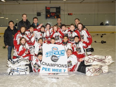 The champion Pee Wee 7 Trails West Wolves.