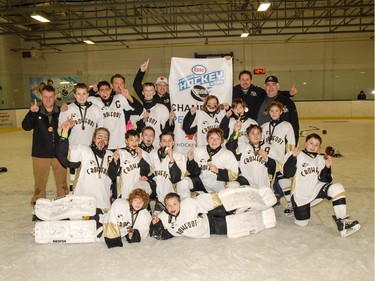 The champion Pee Wee 11 Crowfoot Ice Dawgs.